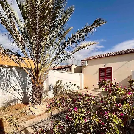 Ida - Indipendente Con Giardinetto Holiday home *